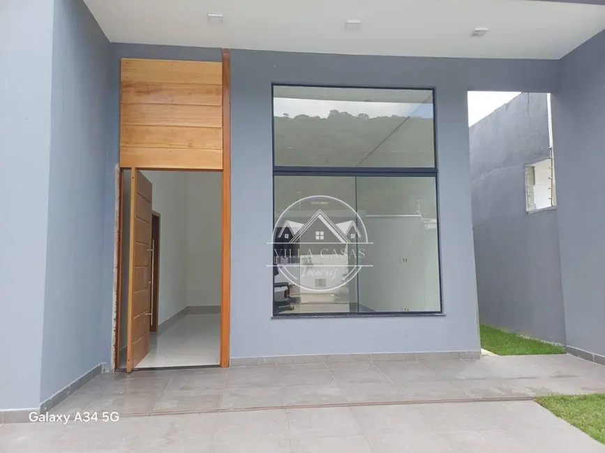Foto 1 de Casa com 3 quartos à venda, 324m2 em Massaguaçu, Caraguatatuba - SP