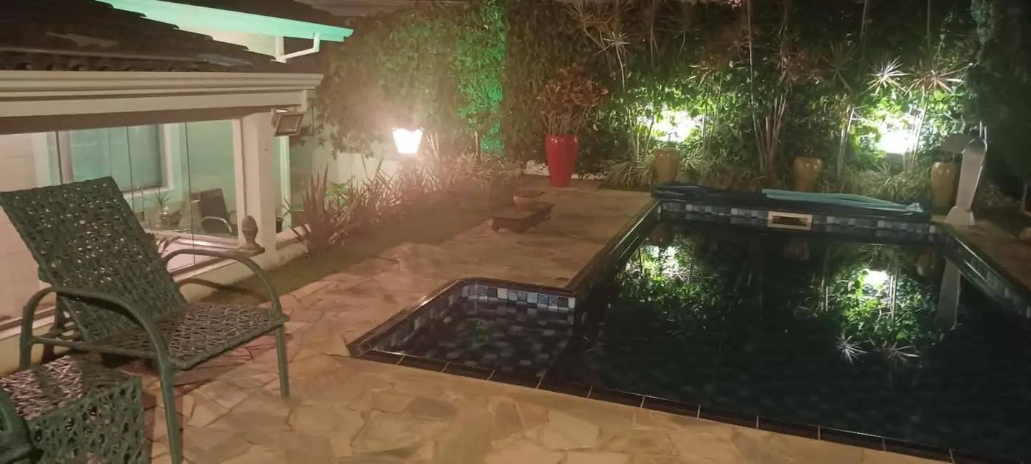 Foto 8 de Casa de Condomínio com 3 quartos à venda, 300m2 em Residencial Fazenda Serrinha, Itatiba - SP