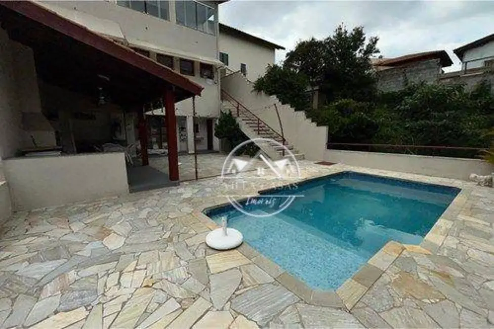 Casa com 3 quartos à venda, 300m2 em Jardim Santo Antônio, Itatiba - SP - imagem 5 Foto 5 de Casa com 3 quartos à venda, 300m2 em Jardim Santo Antônio, Itatiba - SP