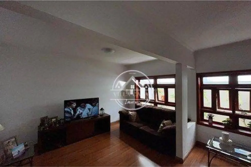 Casa com 3 quartos à venda, 300m2 em Jardim Santo Antônio, Itatiba - SP - imagem 9 Foto 9 de Casa com 3 quartos à venda, 300m2 em Jardim Santo Antônio, Itatiba - SP