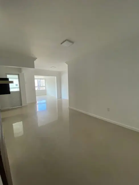 Foto 2 de Apartamento com 3 quartos à venda, 98m2 em Pioneiros, Balneario Camboriu - SC