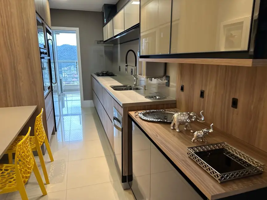 Foto 5 de Apartamento com 3 quartos à venda, 270m2 em Pioneiros, Balneario Camboriu - SC