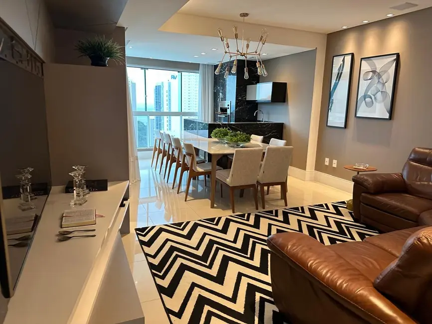 Foto 1 de Apartamento com 3 quartos à venda, 270m2 em Pioneiros, Balneario Camboriu - SC