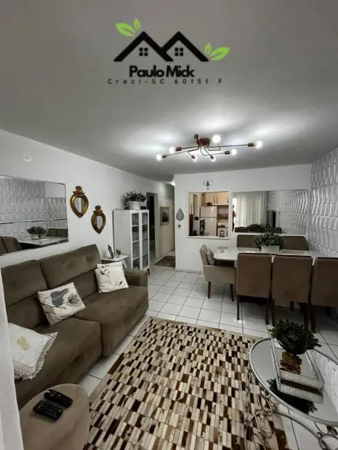 Foto 12 de Apartamento à venda em Meia Praia, Itapema - SC