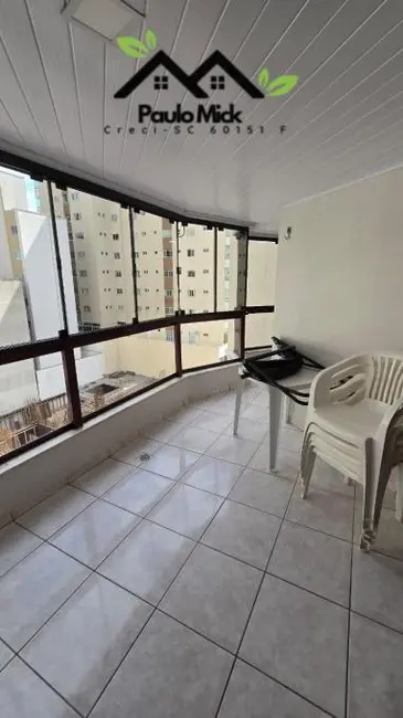 Foto 3 de Apartamento à venda em Meia Praia, Itapema - SC