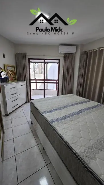 Foto 6 de Apartamento à venda em Meia Praia, Itapema - SC