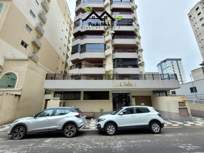 Foto 1 de Apartamento à venda em Meia Praia, Itapema - SC