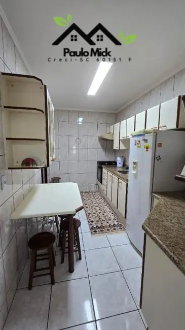 Foto 12 de Apartamento à venda em Meia Praia, Itapema - SC