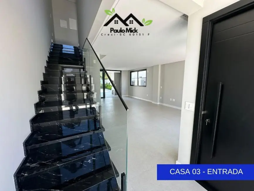 Foto 4 de Apartamento à venda em Porto Belo - SC