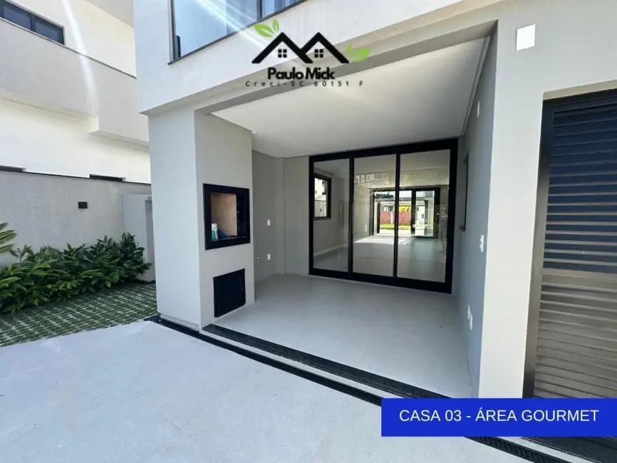 Foto 3 de Apartamento à venda em Porto Belo - SC