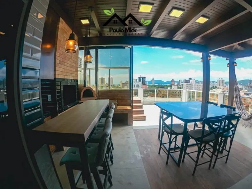 Foto 3 de Cobertura à venda em Porto Belo - SC