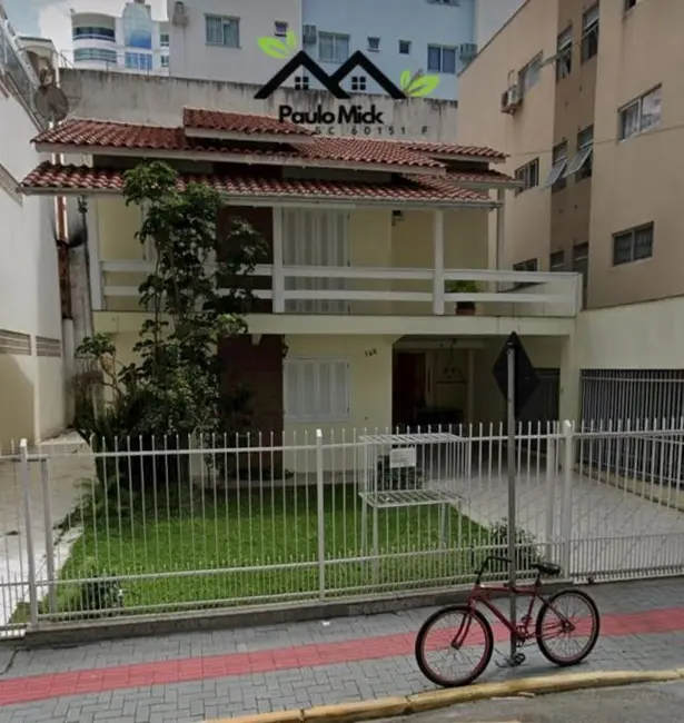 Foto 2 de Casa à venda em Meia Praia, Itapema - SC