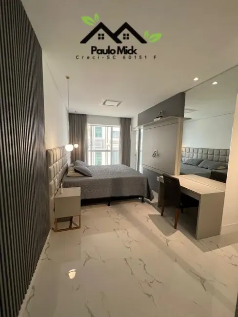 Foto 13 de Apartamento à venda em Meia Praia, Itapema - SC