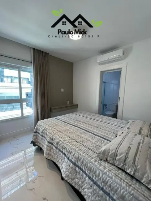 Foto 9 de Apartamento à venda em Meia Praia, Itapema - SC