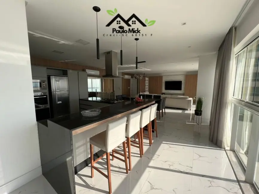 Foto 20 de Apartamento à venda em Meia Praia, Itapema - SC