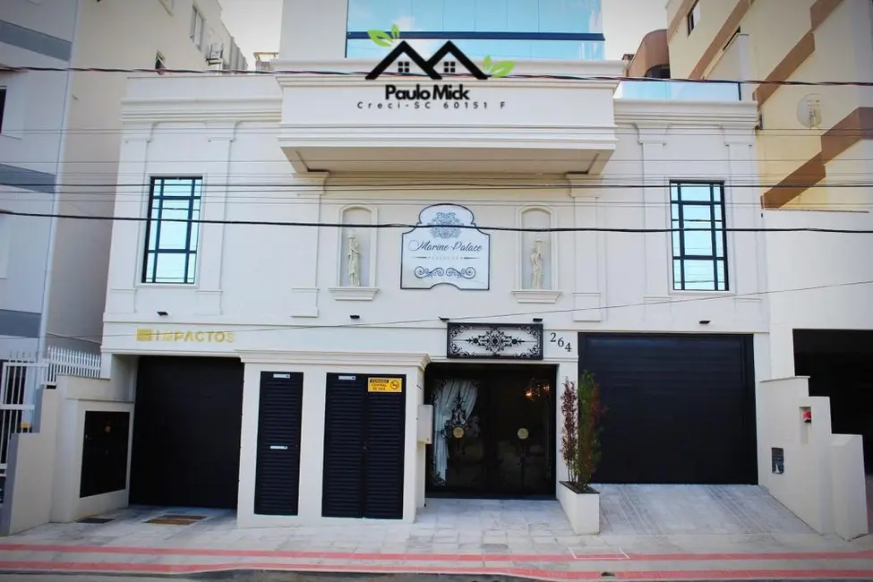 Foto 3 de Apartamento à venda em Meia Praia, Itapema - SC