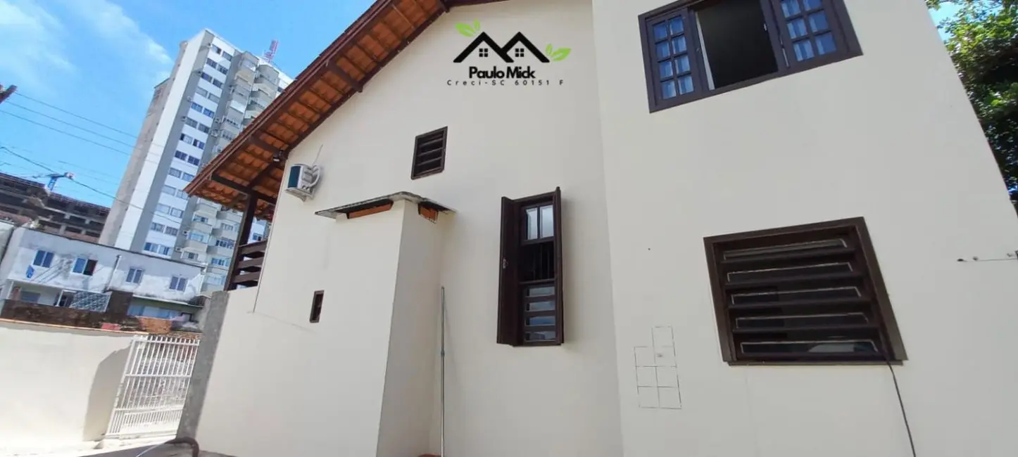 Foto 13 de Casa à venda em Balneario Picarras - SC