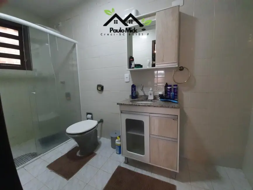 Foto 4 de Casa à venda em Balneario Picarras - SC