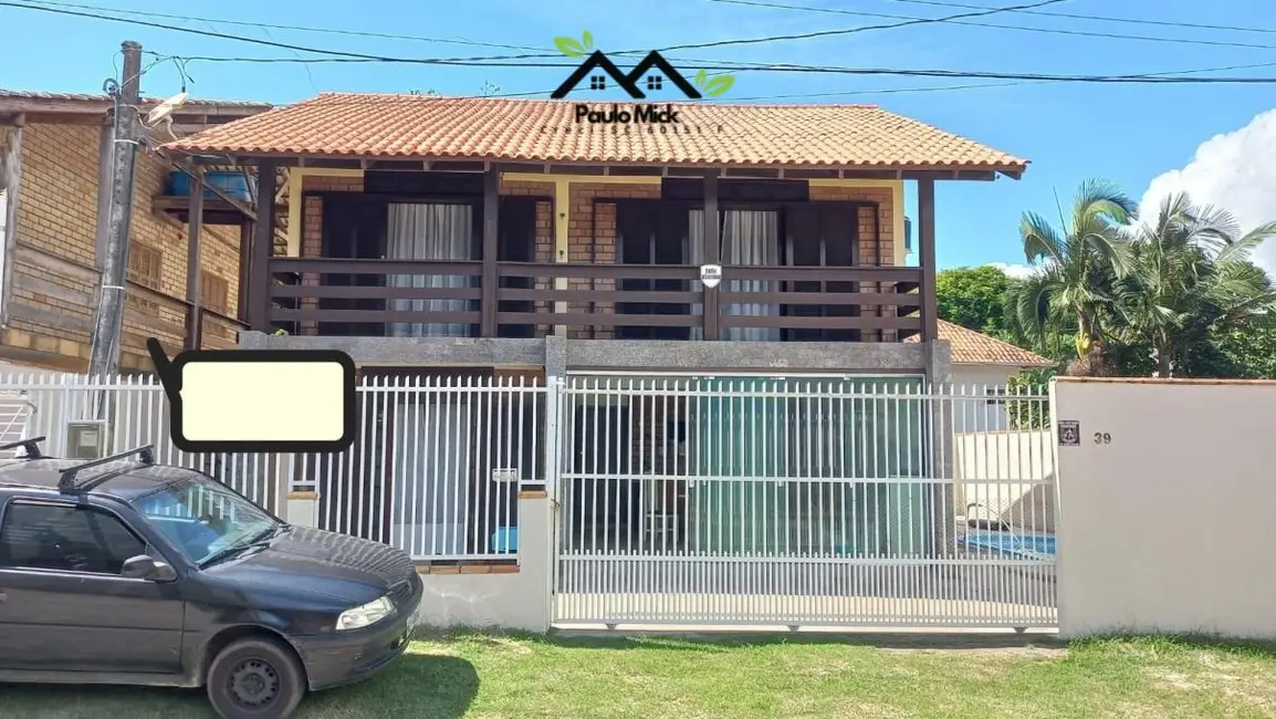 Foto 3 de Casa à venda em Balneario Picarras - SC
