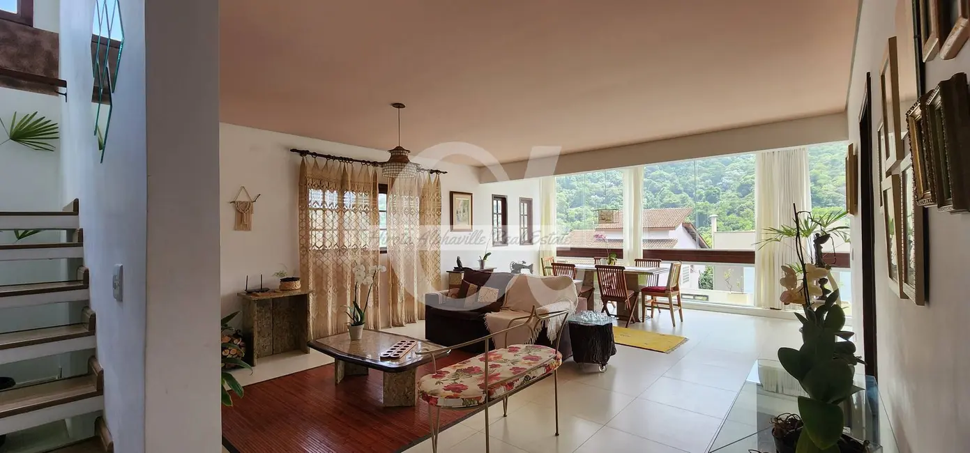 Casa com 5 quartos à venda, 330m2 em Alphaville, Santana De Parnaiba - SP - imagem 7 Foto 7 de Casa com 5 quartos à venda, 330m2 em Alphaville, Santana De Parnaiba - SP