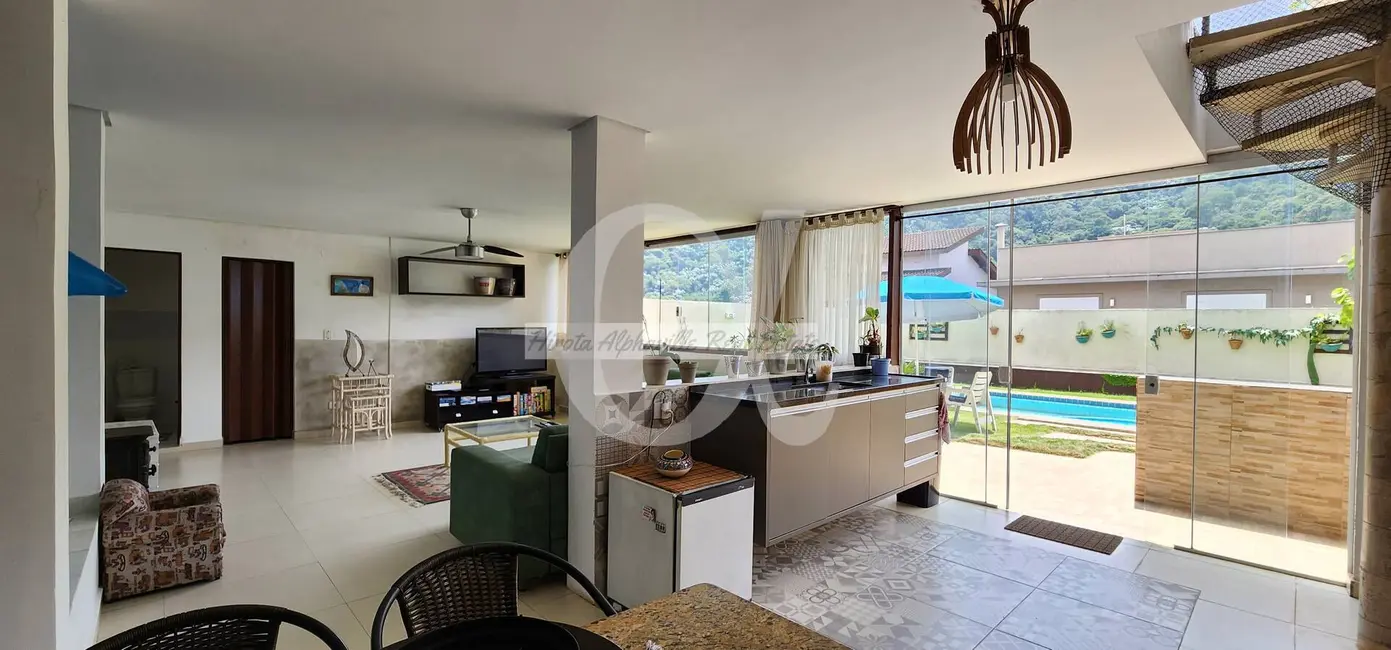 Casa com 5 quartos à venda, 330m2 em Alphaville, Santana De Parnaiba - SP - imagem 4 Foto 4 de Casa com 5 quartos à venda, 330m2 em Alphaville, Santana De Parnaiba - SP