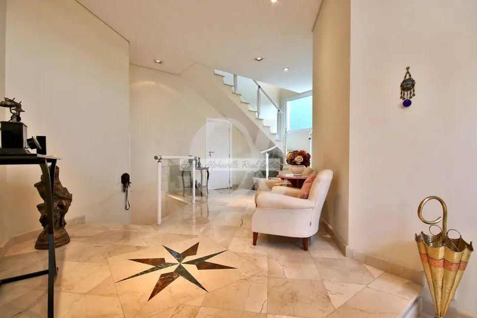 Casa com 5 quartos à venda, 450m2 em Tamboré, Santana De Parnaiba - SP - imagem 9 Foto 9 de Casa com 5 quartos à venda, 450m2 em Tamboré, Santana De Parnaiba - SP