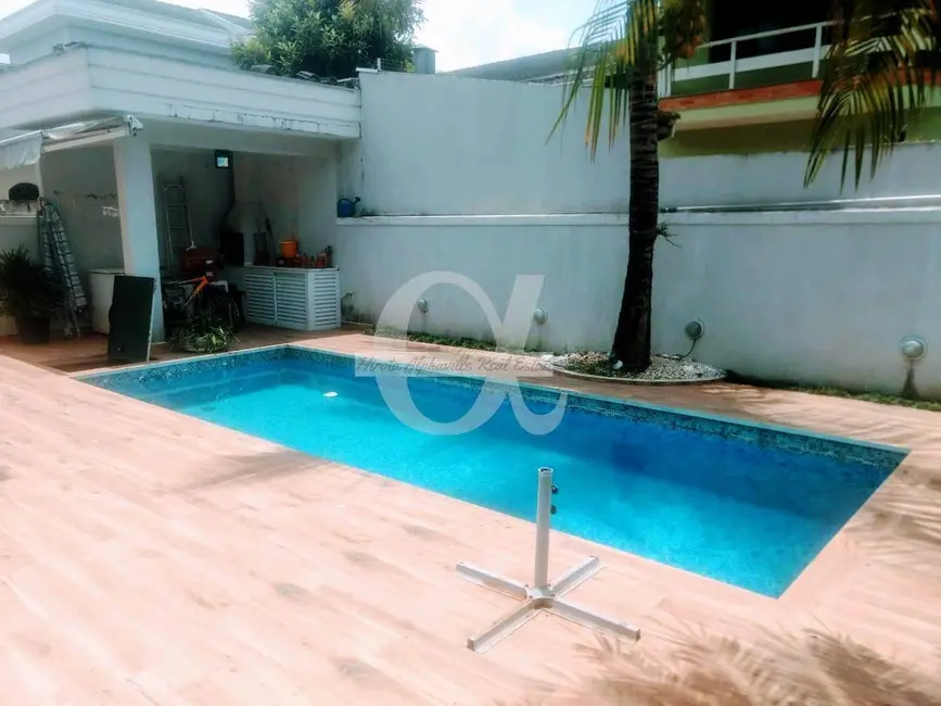 Casa com 4 quartos à venda, 305m2 em Alphaville, Santana De Parnaiba - SP - imagem 1 Foto 1 de Casa com 4 quartos à venda, 305m2 em Alphaville, Santana De Parnaiba - SP