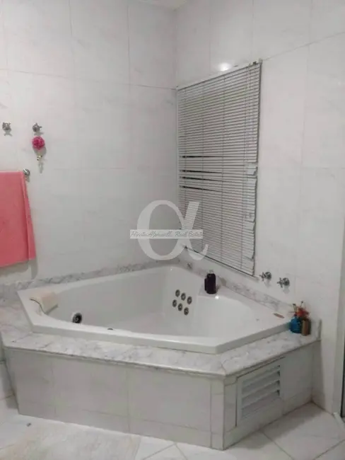 Casa com 4 quartos à venda, 305m2 em Alphaville, Santana De Parnaiba - SP - imagem 8 Foto 8 de Casa com 4 quartos à venda, 305m2 em Alphaville, Santana De Parnaiba - SP