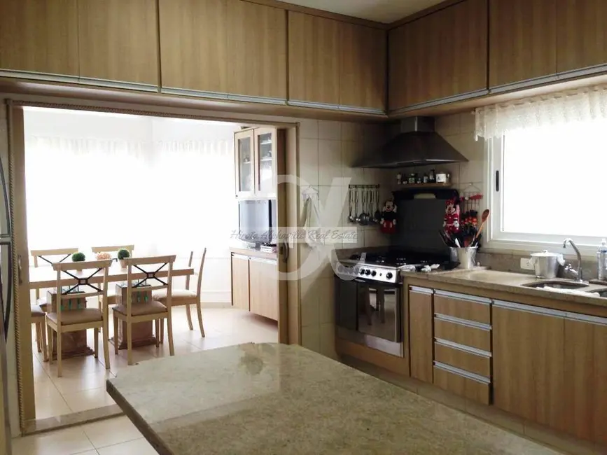 Casa com 6 quartos à venda, 780m2 em Alphaville, Santana De Parnaiba - SP - imagem 6 Foto 6 de Casa com 6 quartos à venda, 780m2 em Alphaville, Santana De Parnaiba - SP