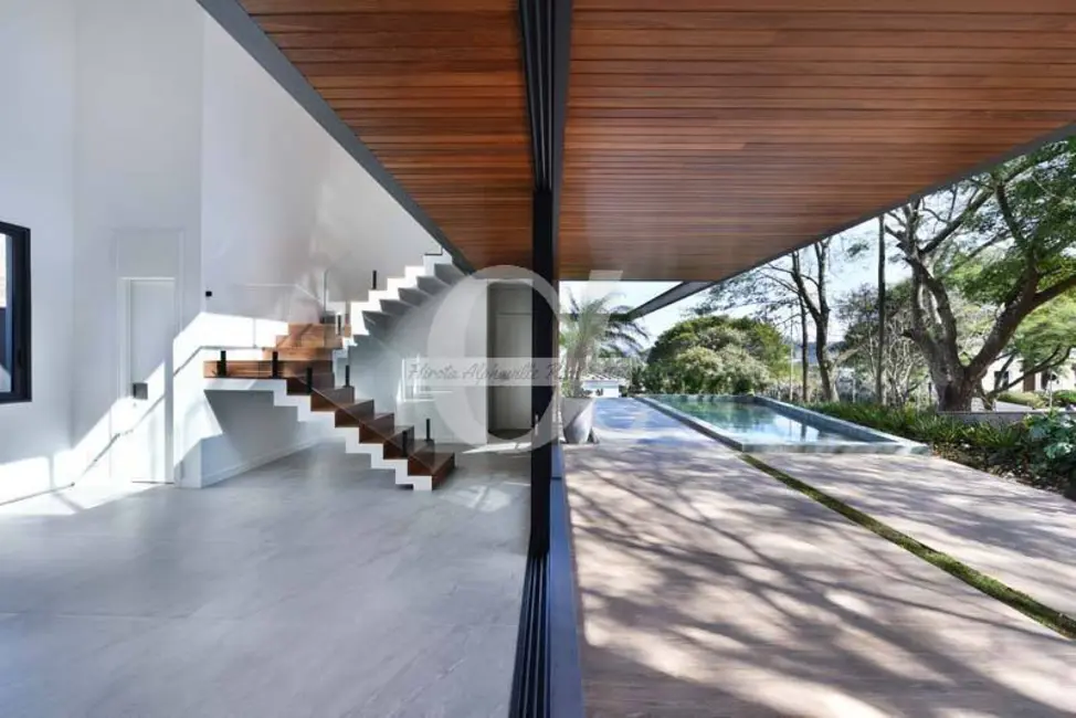 Casa com 4 quartos à venda, 437m2 em Alphaville, Santana De Parnaiba - SP - imagem 5 Foto 5 de Casa com 4 quartos à venda, 437m2 em Alphaville, Santana De Parnaiba - SP
