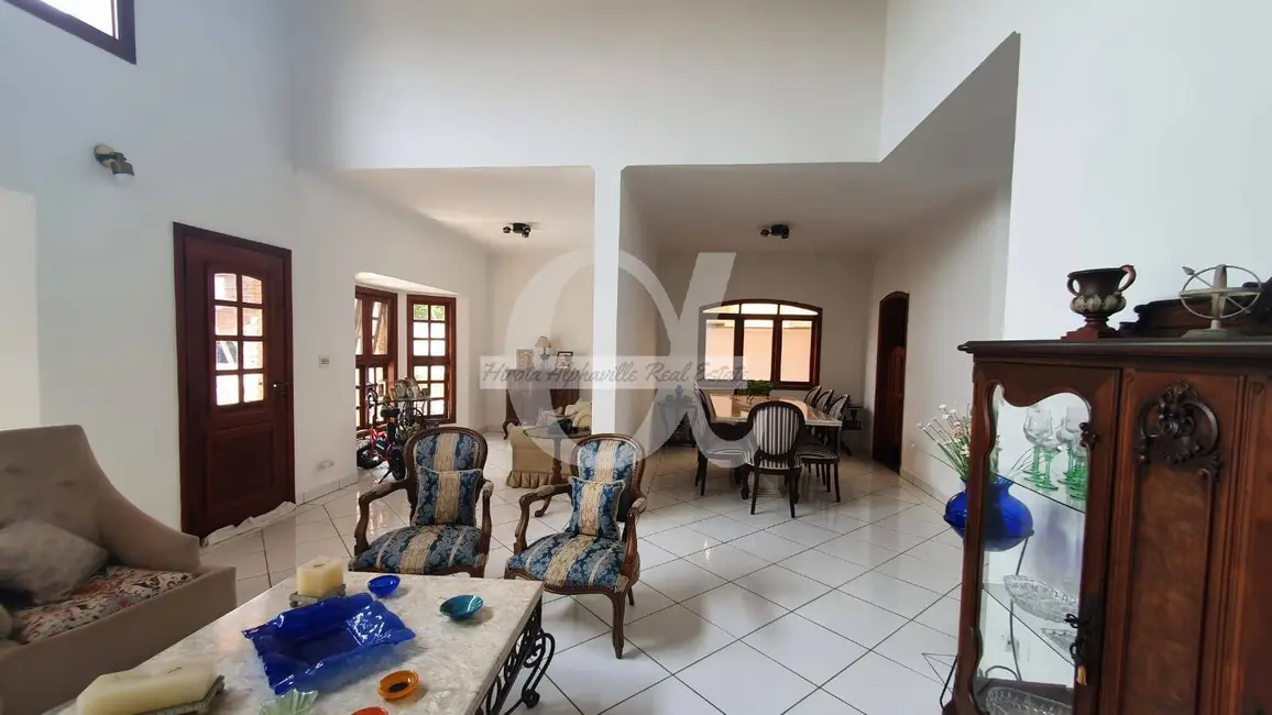 Casa com 4 quartos à venda, 300m2 em Alphaville, Santana De Parnaiba - SP - imagem 8 Foto 8 de Casa com 4 quartos à venda, 300m2 em Alphaville, Santana De Parnaiba - SP