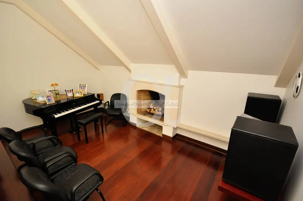 Foto 4 de Casa com 4 quartos à venda, 430m2 em Barueri - SP