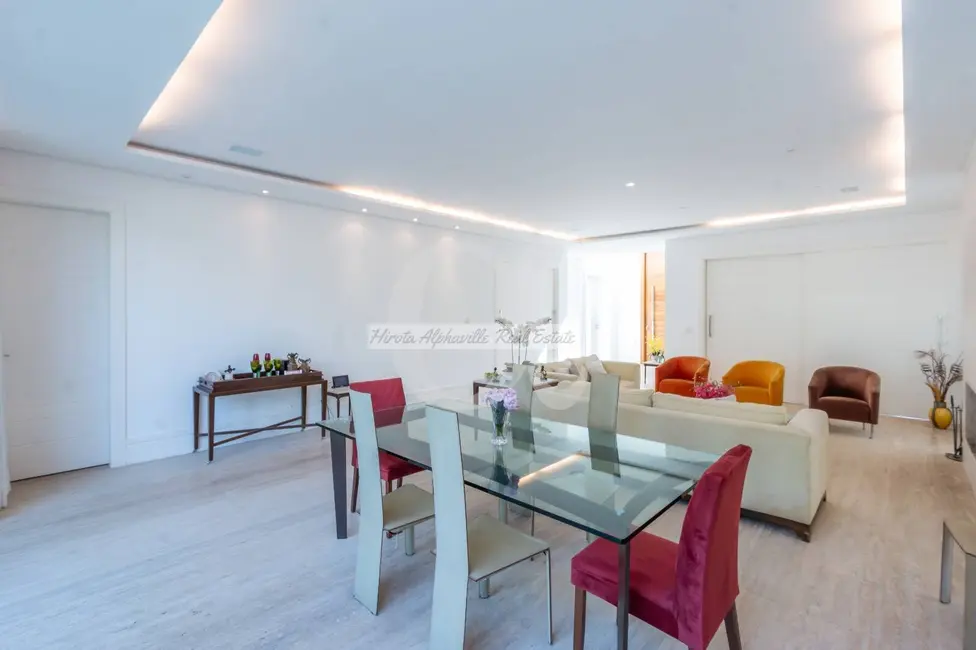 Casa com 4 quartos à venda, 525m2 em Alphaville, Santana De Parnaiba - SP - imagem 4 Foto 4 de Casa com 4 quartos à venda, 525m2 em Alphaville, Santana De Parnaiba - SP