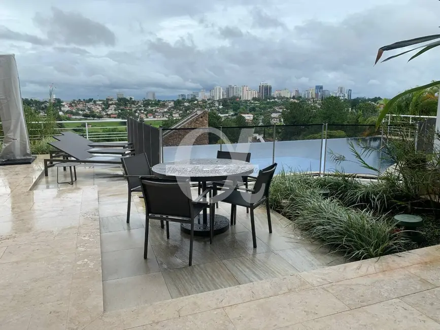Casa com 3 quartos à venda, 1430m2 em Alphaville, Santana De Parnaiba - SP - imagem 4 Foto 4 de Casa com 3 quartos à venda, 1430m2 em Alphaville, Santana De Parnaiba - SP