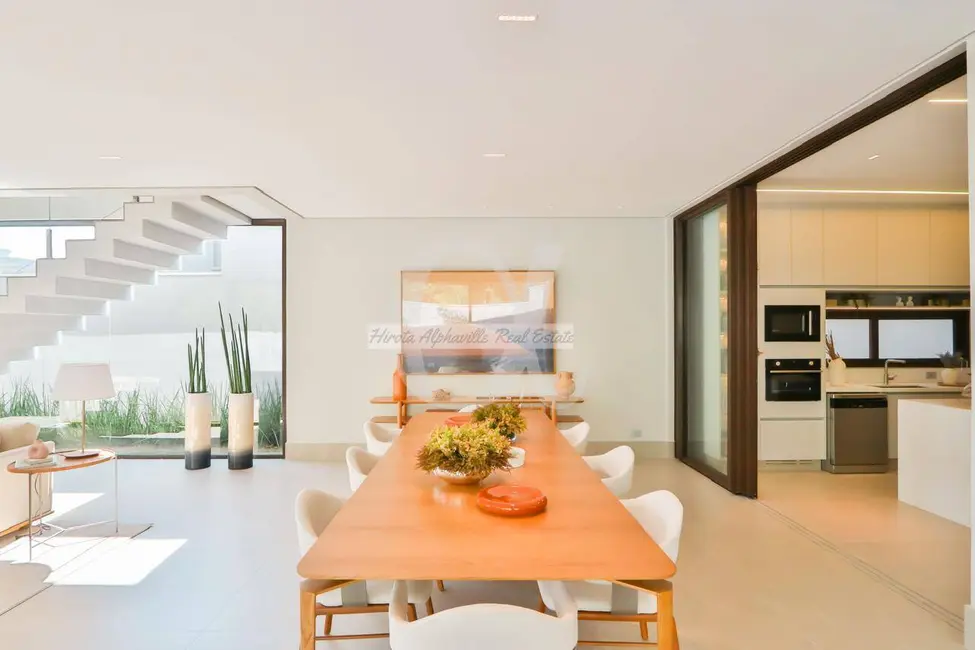 Casa com 4 quartos à venda, 511m2 em Tamboré, Barueri - SP - imagem 6 Foto 6 de Casa com 4 quartos à venda, 511m2 em Tamboré, Barueri - SP