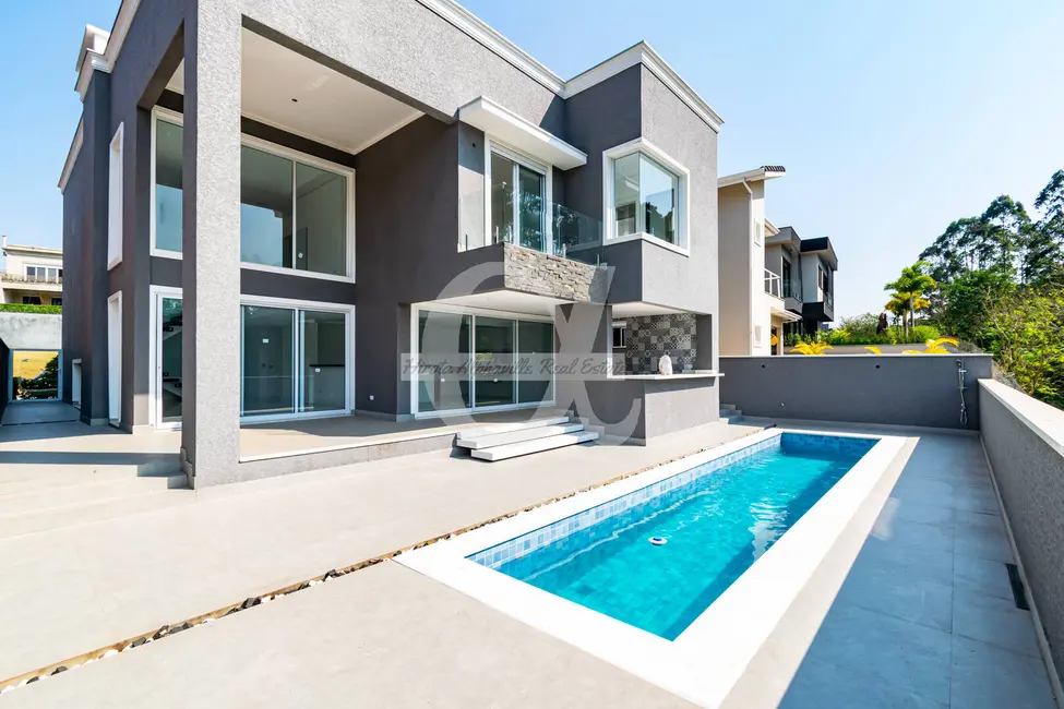 Casa com 4 quartos à venda, 325m2 em Tamboré, Santana De Parnaiba - SP - imagem 3 Foto 3 de Casa com 4 quartos à venda, 325m2 em Tamboré, Santana De Parnaiba - SP