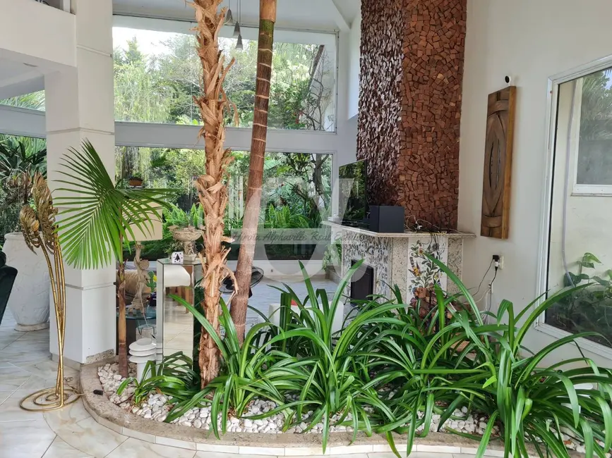 Foto 4 de Casa com 4 quartos à venda, 850m2 em Tamboré, Barueri - SP