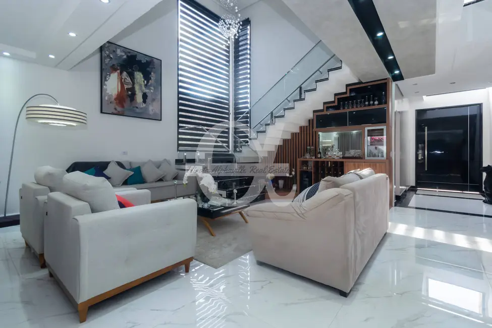 Casa com 5 quartos à venda, 530m2 em Alphaville, Santana De Parnaiba - SP - imagem 3 Foto 3 de Casa com 5 quartos à venda, 530m2 em Alphaville, Santana De Parnaiba - SP