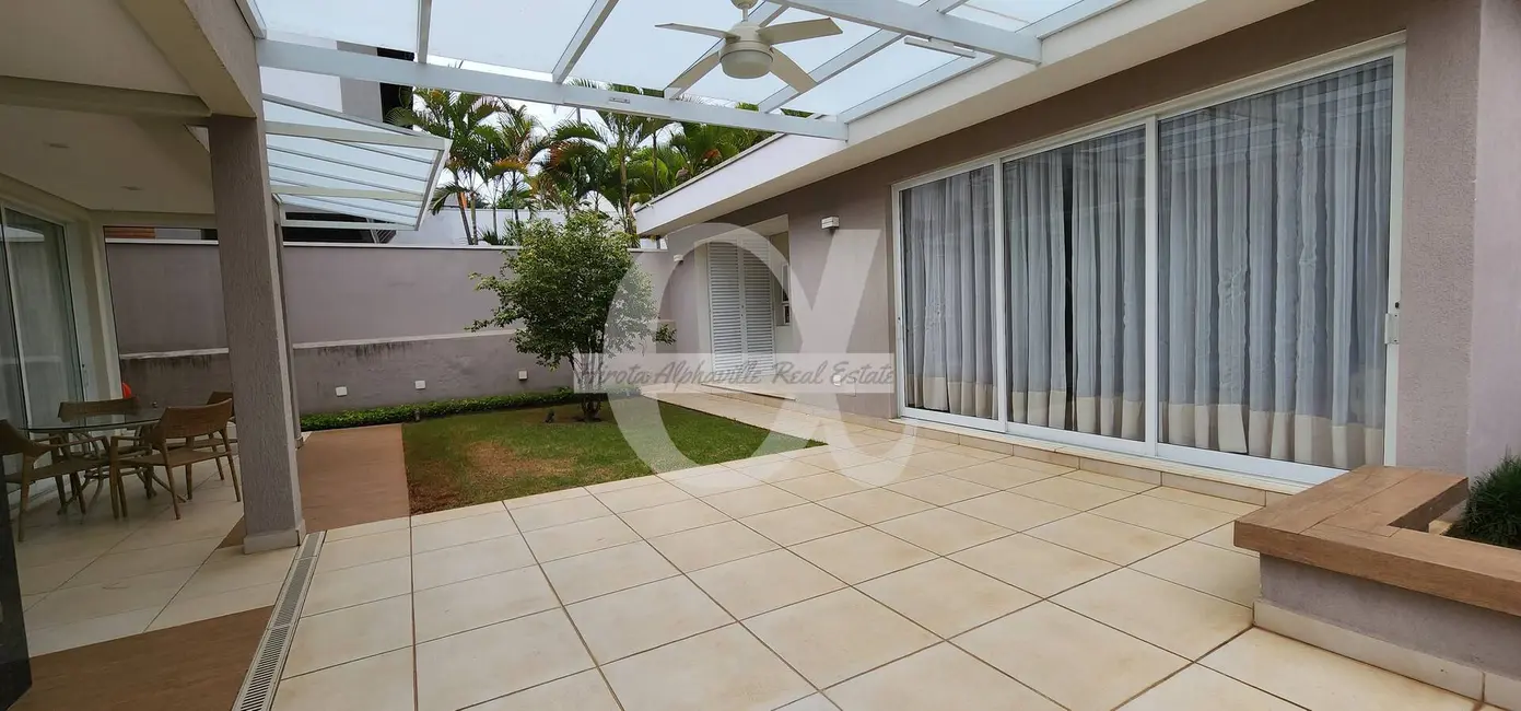 Casa com 4 quartos à venda, 270m2 em Alphaville, Santana De Parnaiba - SP - imagem 8 Foto 8 de Casa com 4 quartos à venda, 270m2 em Alphaville, Santana De Parnaiba - SP