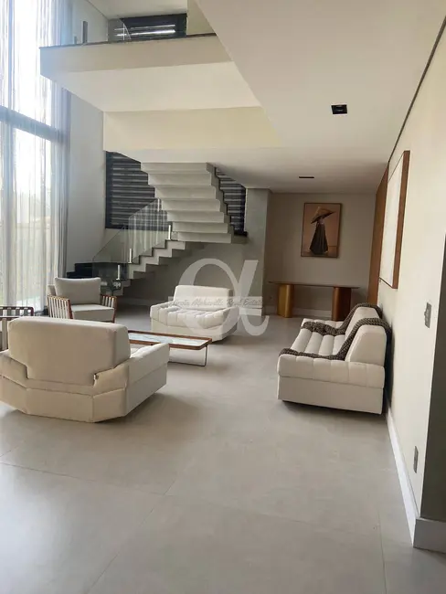 Casa com 4 quartos à venda, 630m2 em Alphaville, Santana De Parnaiba - SP - imagem 1 Foto 1 de Casa com 4 quartos à venda, 630m2 em Alphaville, Santana De Parnaiba - SP