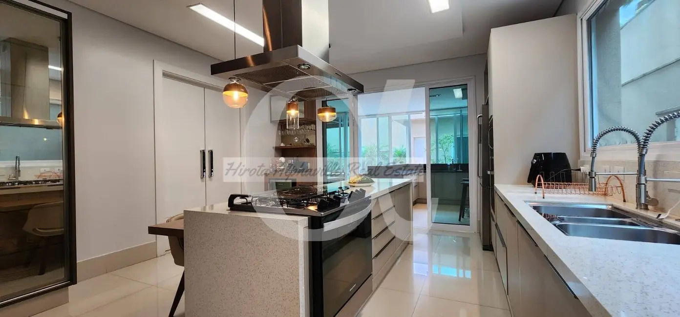 Casa com 4 quartos à venda, 600m2 em Alphaville, Santana De Parnaiba - SP - imagem 9 Foto 9 de Casa com 4 quartos à venda, 600m2 em Alphaville, Santana De Parnaiba - SP