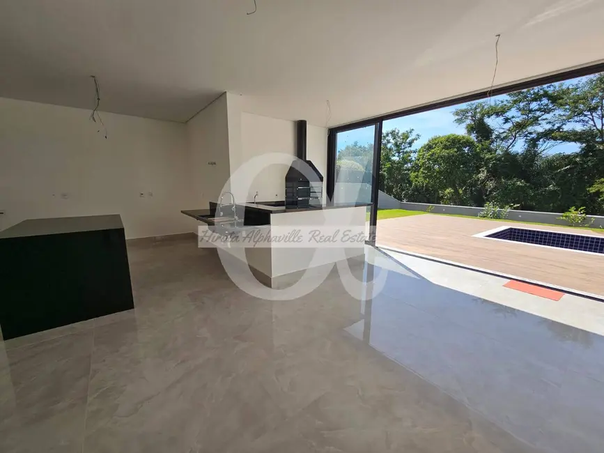 Casa com 4 quartos à venda, 372m2 em Alphaville, Santana De Parnaiba - SP - imagem 3 Foto 3 de Casa com 4 quartos à venda, 372m2 em Alphaville, Santana De Parnaiba - SP