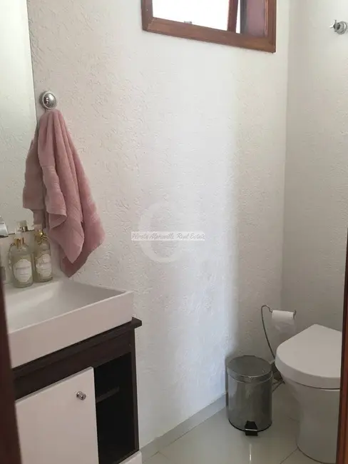 Foto 3 de Casa com 3 quartos à venda, 240m2 em Alphaville, Santana De Parnaiba - SP