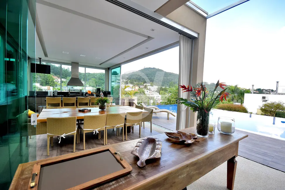 Foto 9 de Casa com 5 quartos à venda e para alugar, 740m2 em Alphaville, Santana De Parnaiba - SP