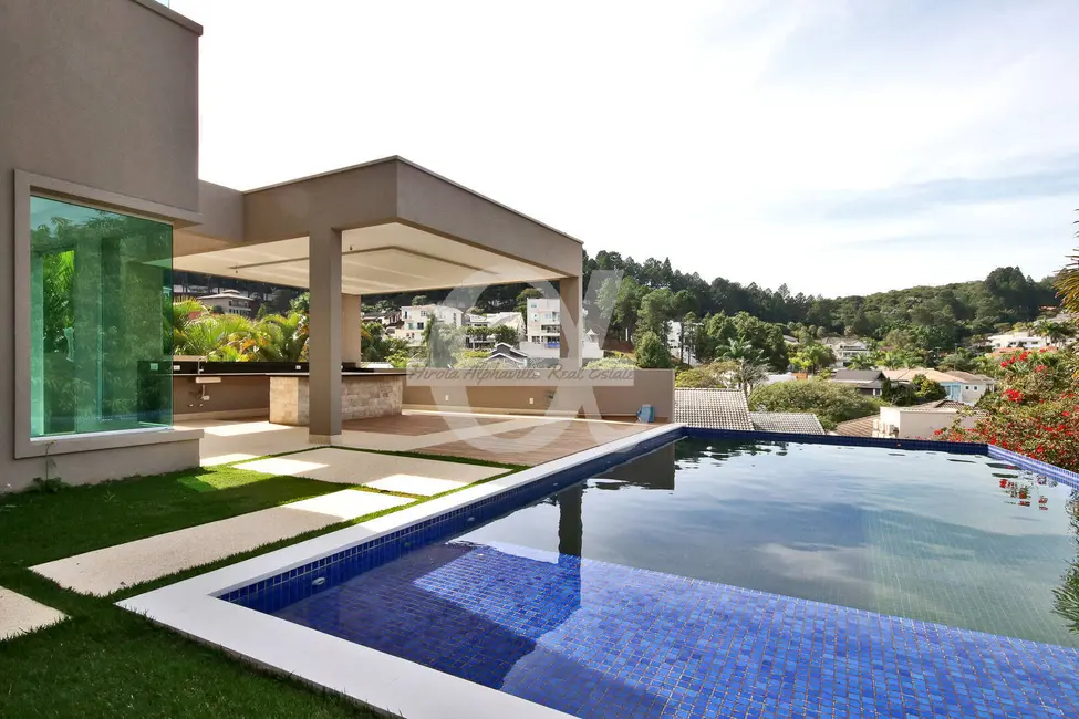 Casa com 5 quartos à venda, 760m2 em Alphaville, Santana De Parnaiba - SP - imagem 2 Foto 2 de Casa com 5 quartos à venda, 760m2 em Alphaville, Santana De Parnaiba - SP