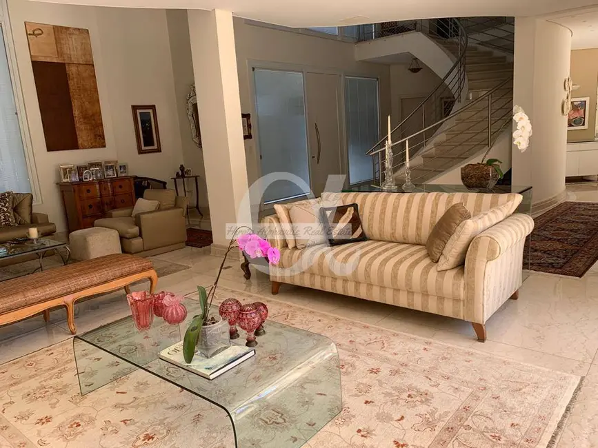 Casa com 4 quartos à venda, 750m2 em Barueri - SP - imagem 6 Foto 6 de Casa com 4 quartos à venda, 750m2 em Barueri - SP