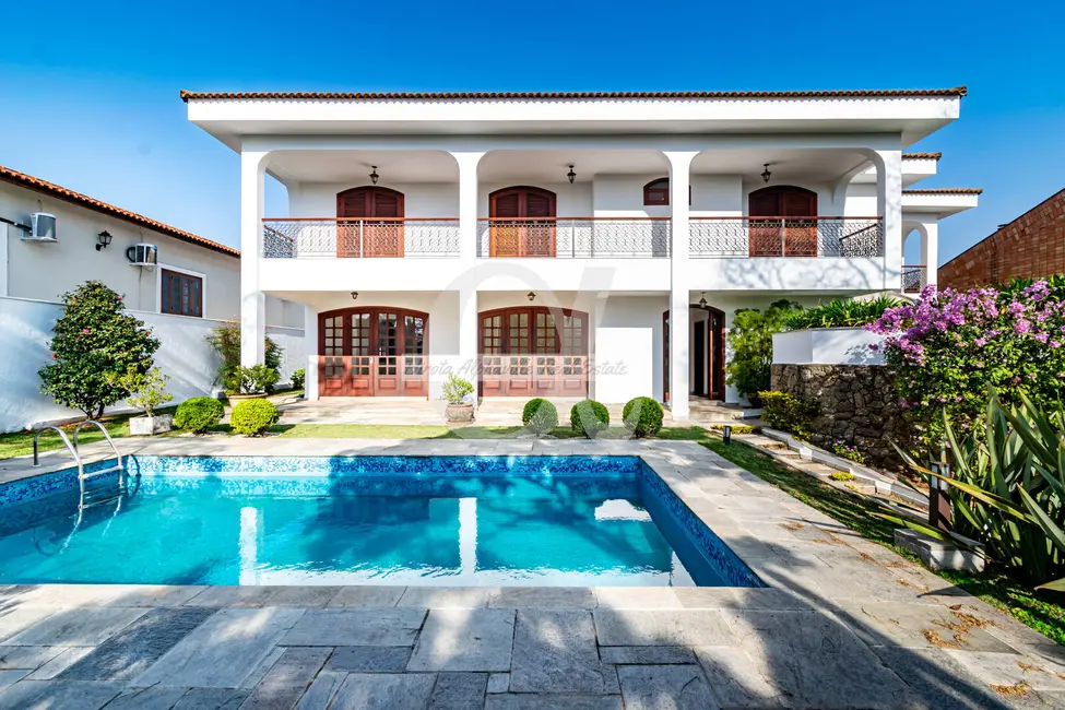 Casa com 4 quartos à venda, 620m2 em Alphaville, Santana De Parnaiba - SP - imagem 1 Foto 1 de Casa com 4 quartos à venda, 620m2 em Alphaville, Santana De Parnaiba - SP