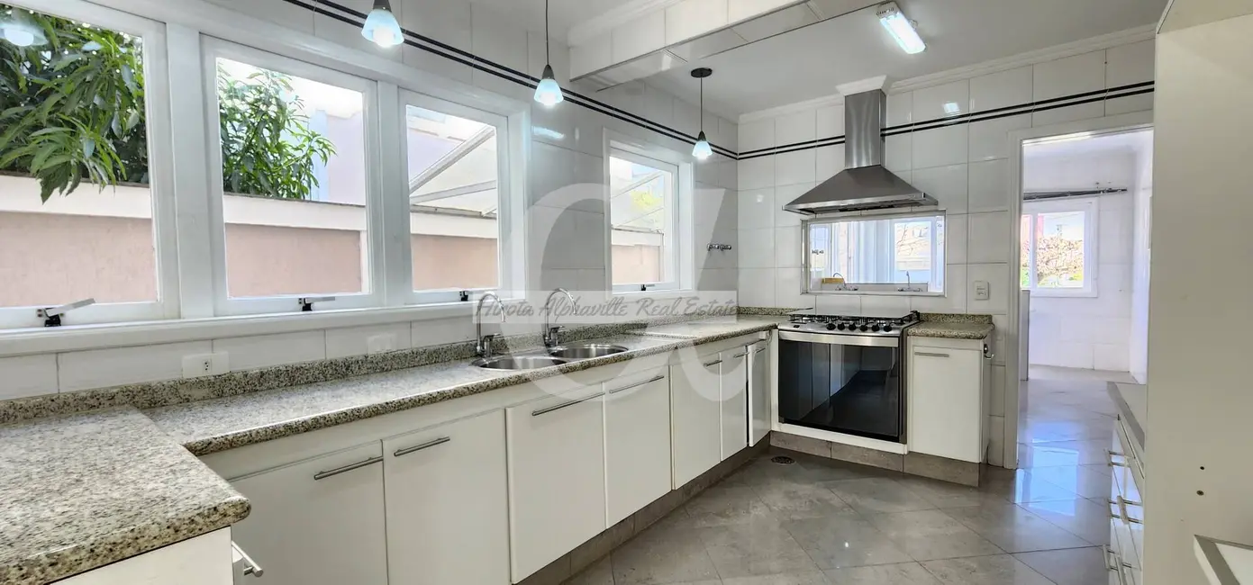 Casa com 5 quartos à venda, 500m2 em Alphaville, Santana De Parnaiba - SP - imagem 9 Foto 9 de Casa com 5 quartos à venda, 500m2 em Alphaville, Santana De Parnaiba - SP