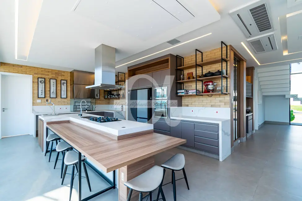 Foto 3 de Casa com 4 quartos à venda, 500m2 em Cidade Tamboré, Santana De Parnaiba - SP