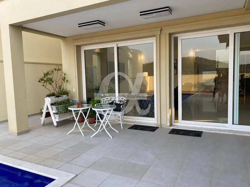 Foto 2 de Casa com 4 quartos à venda, 400m2 em Alphaville, Santana De Parnaiba - SP